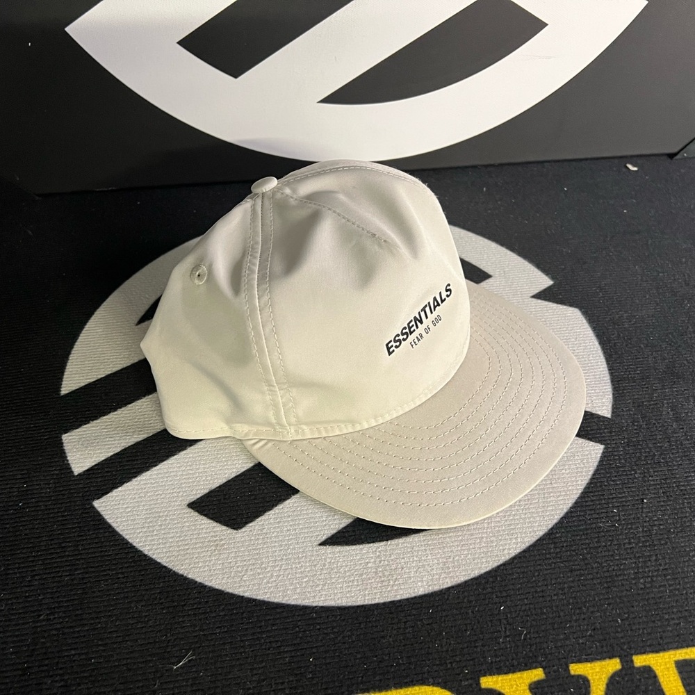 Essentials Classic Ivory Cap